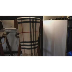 Burberry Wide Check Cashmere Scarf in Archive Beige